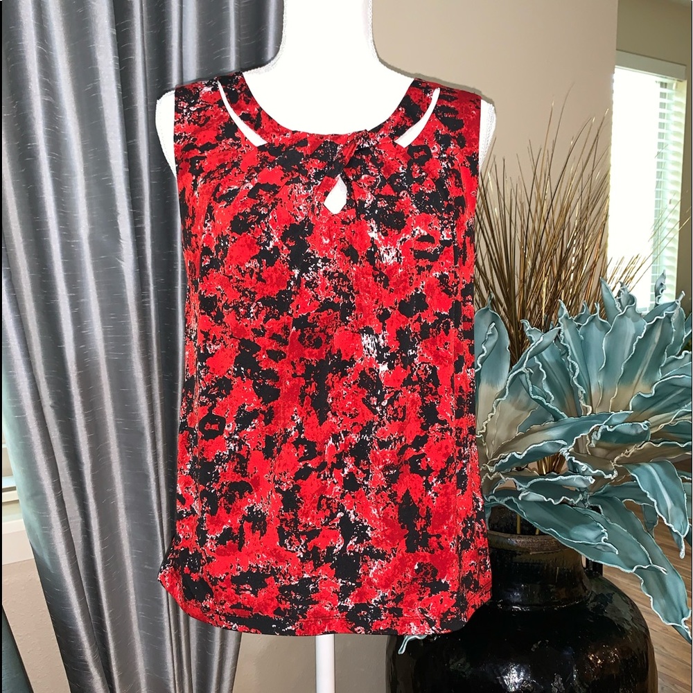 Marc New York red top
